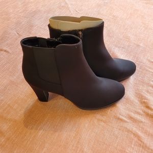 Lauren Blakwell Mykenna booties - size 8 black